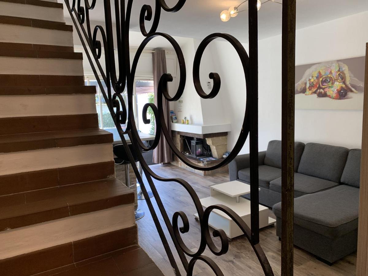 Appartement Maenat Borgo  Eksteriør billede