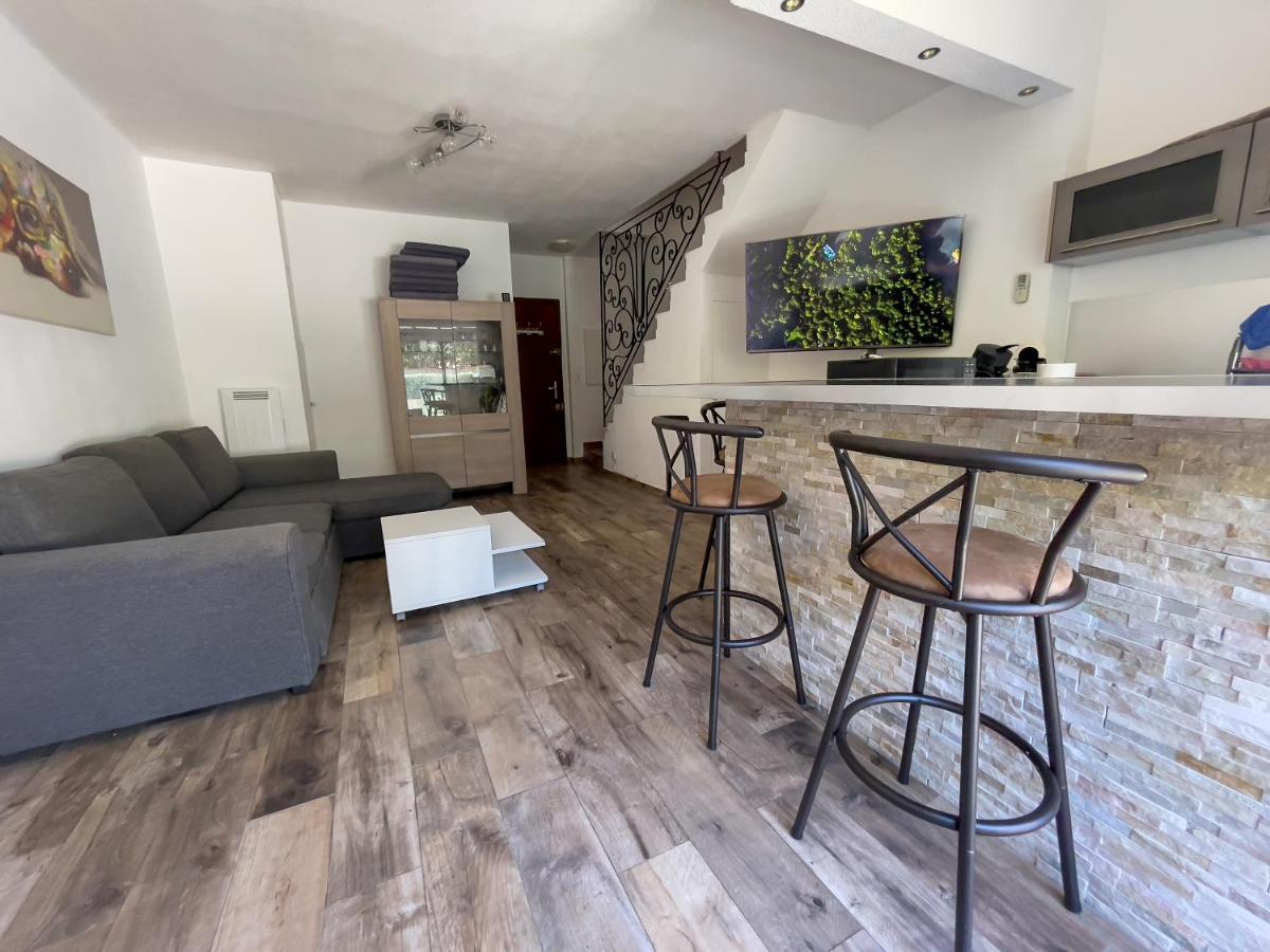 Appartement Maenat Borgo  Eksteriør billede